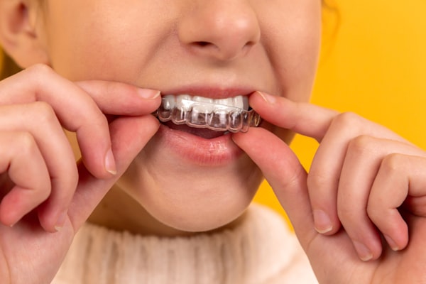 Calm dental hygiene appointment